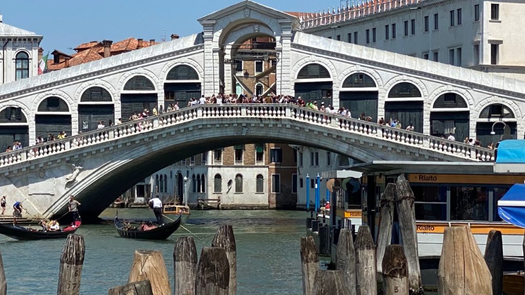 A newly refurbished Rialto Bridge